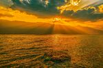 海上日出美景