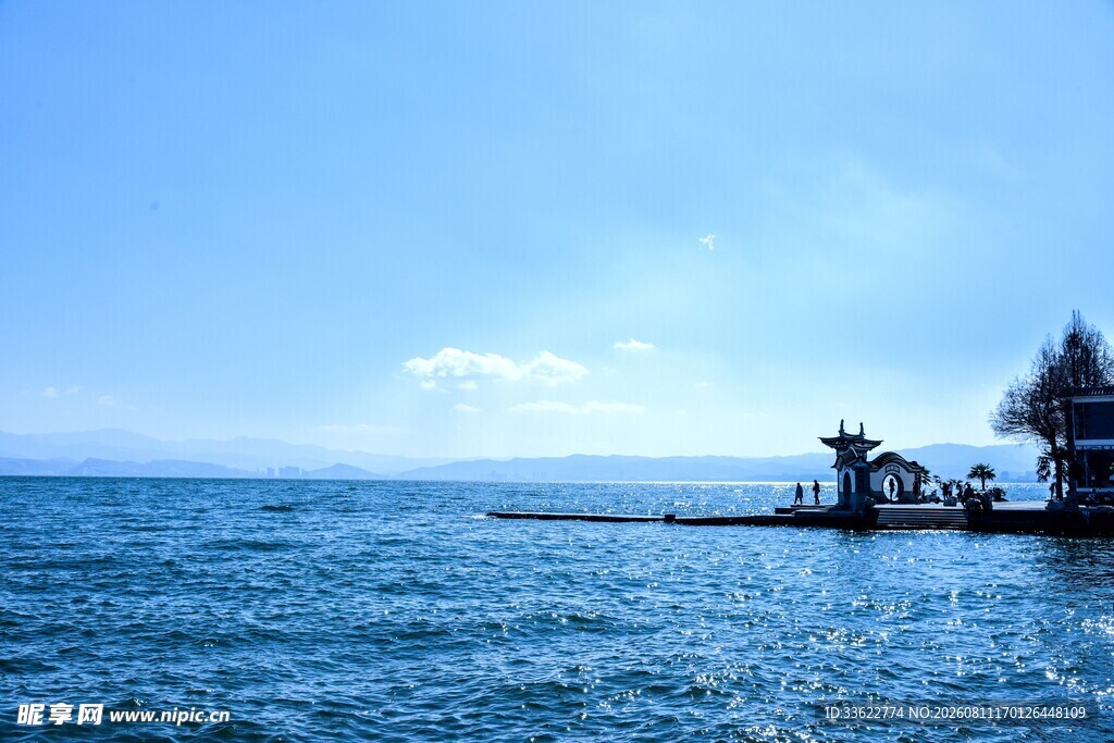 海上庙宇 静谧蓝色海景