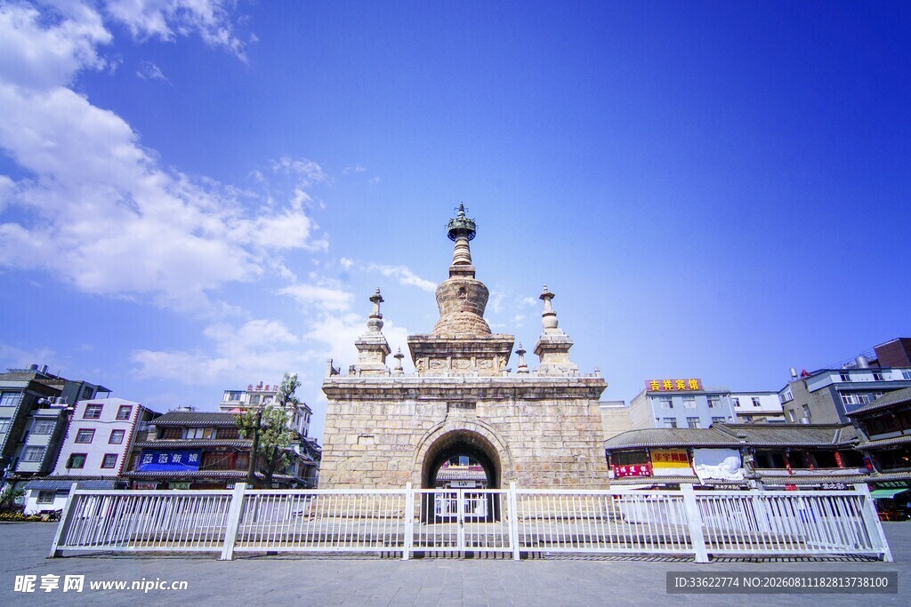 城市中的古老标志性建筑