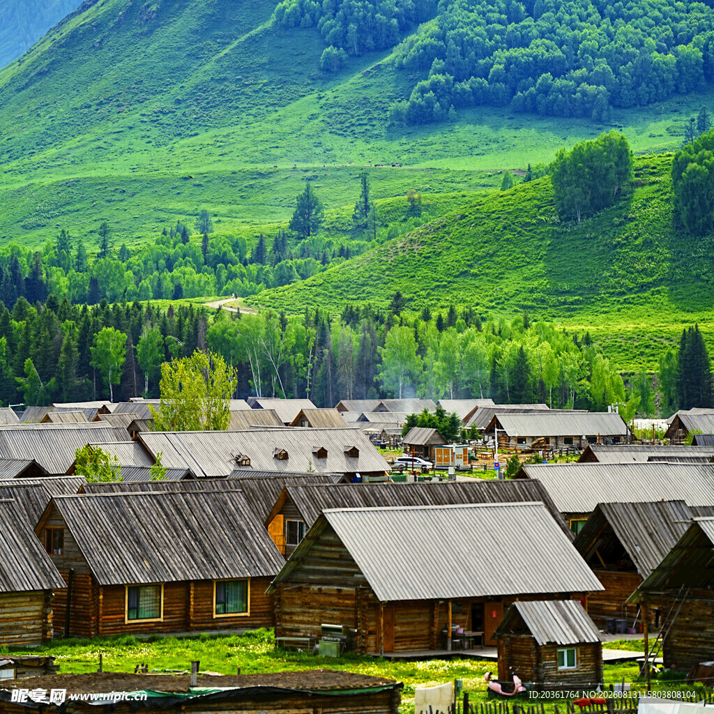 山间木屋村落