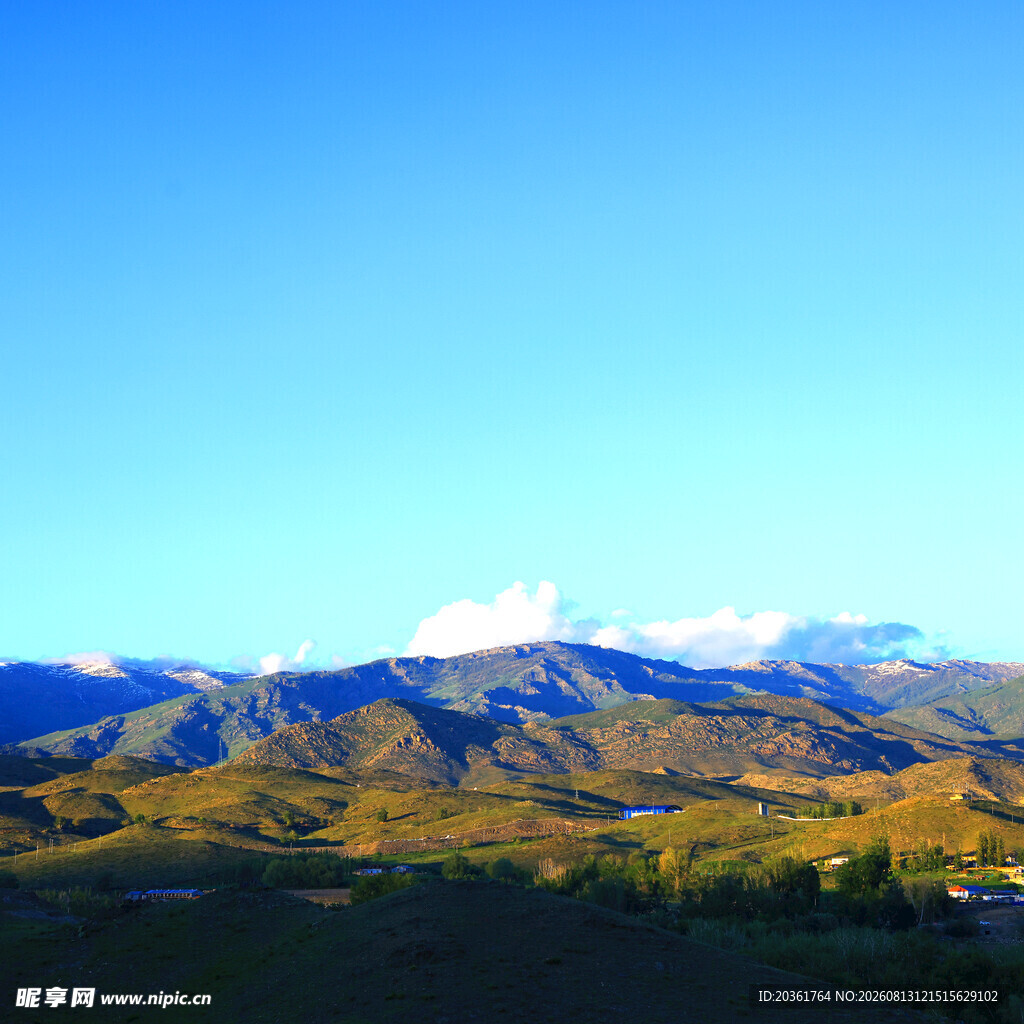 壮丽山间美景