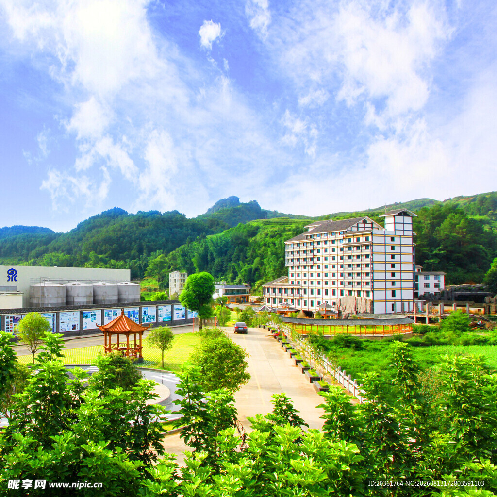 山间城镇景致