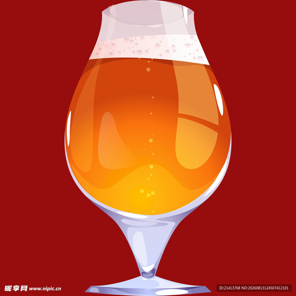 高脚杯中的琥珀色啤酒
