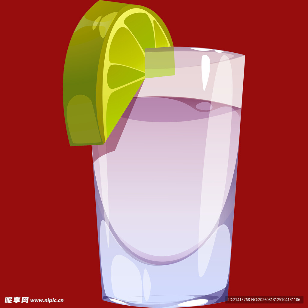一杯配青柠的透明饮品