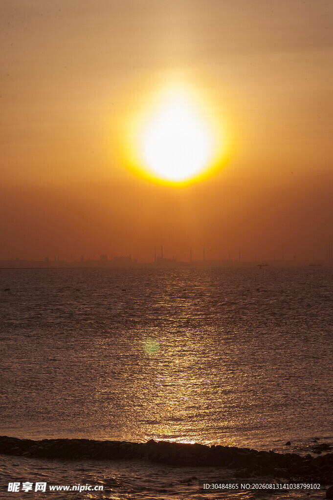海上日落美景