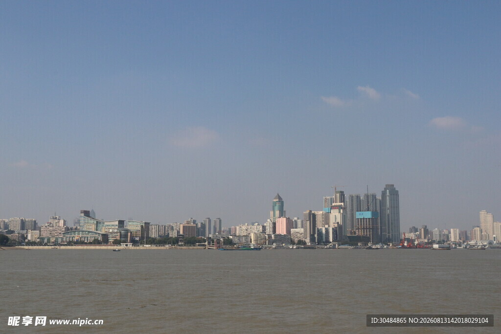城市滨水天际线景观