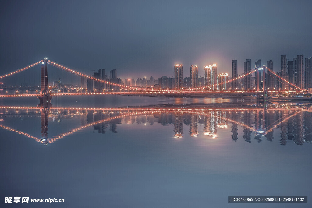 城市桥梁夜景倒影美景