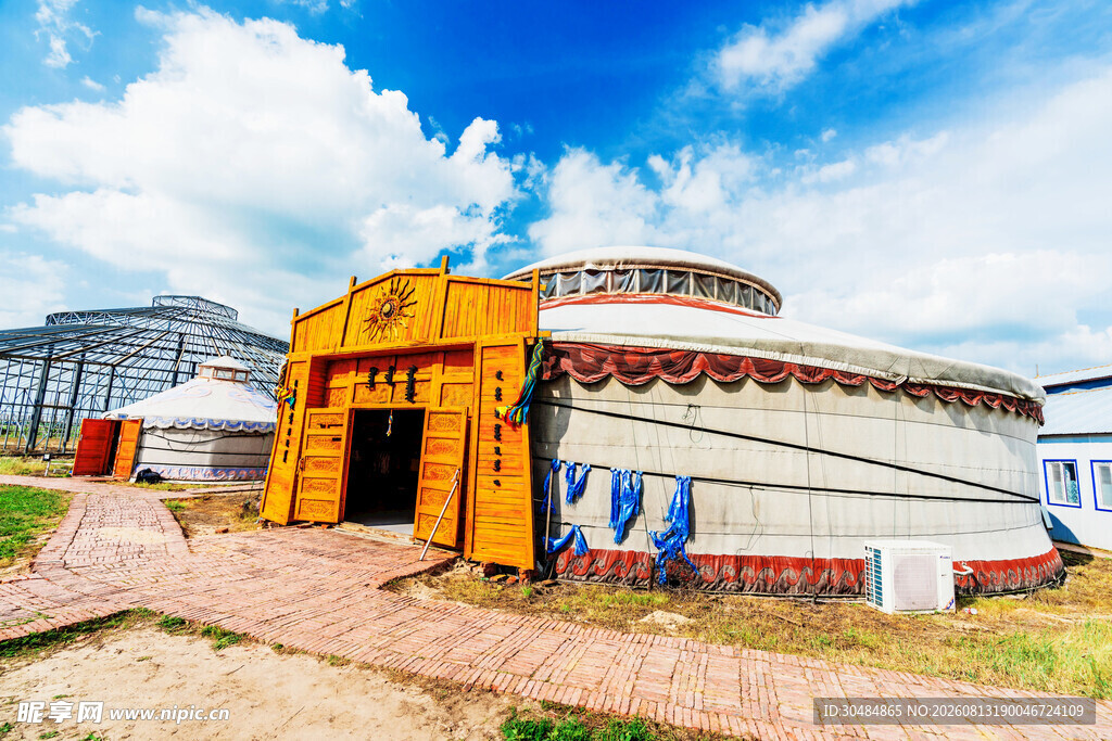 草原特色蒙古包建筑景观
