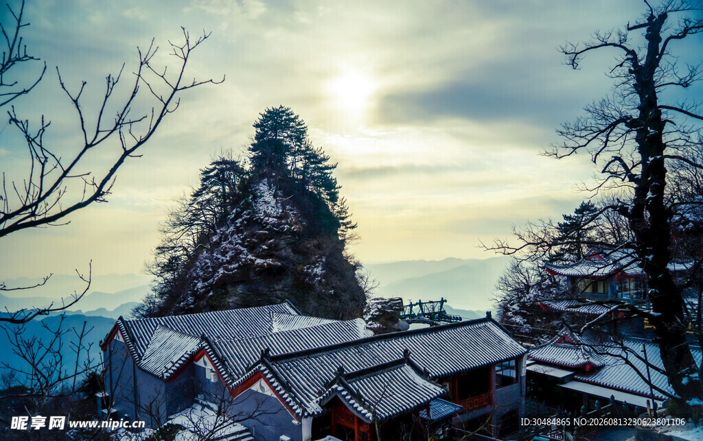 武当山清晨雪景风光