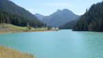 高山蓝湖美景