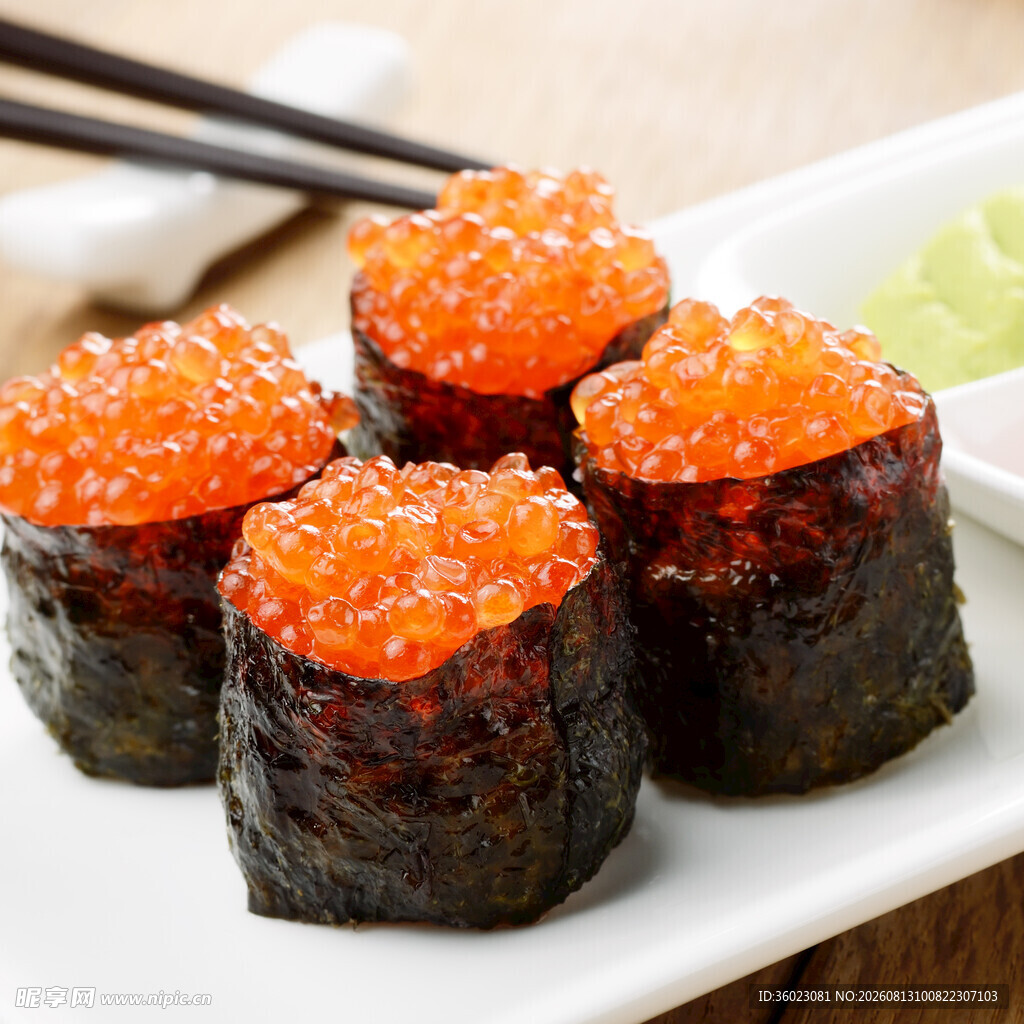美味鱼子酱寿司