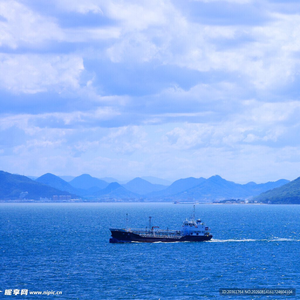 海上航船