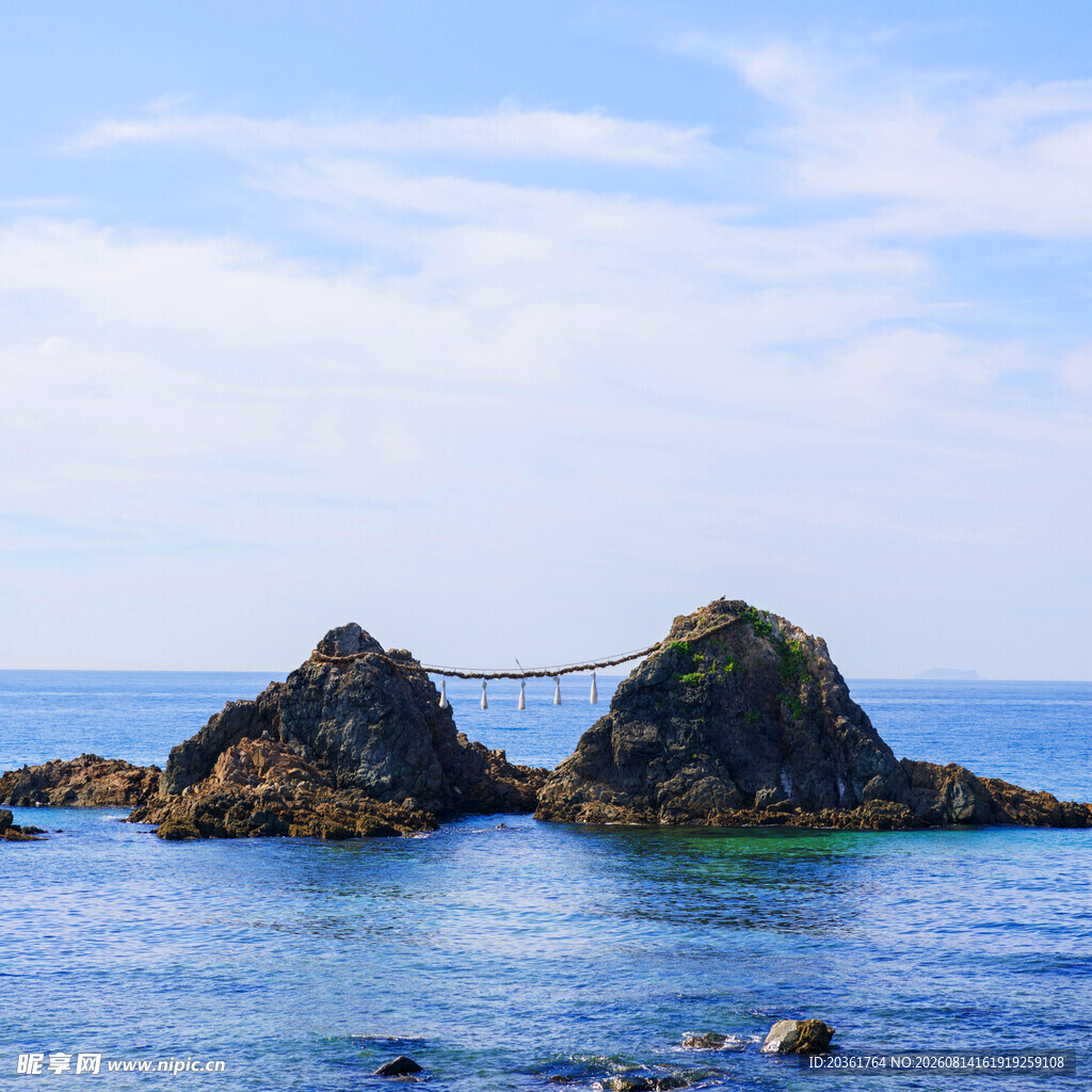 海上双岩架桥美景