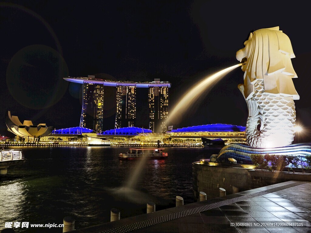新加坡鱼尾狮夜景喷泉