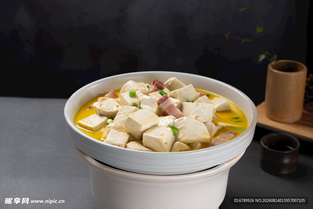 咸肉炖豆腐