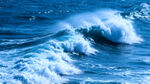 蓝色大海翻涌海浪实拍素材