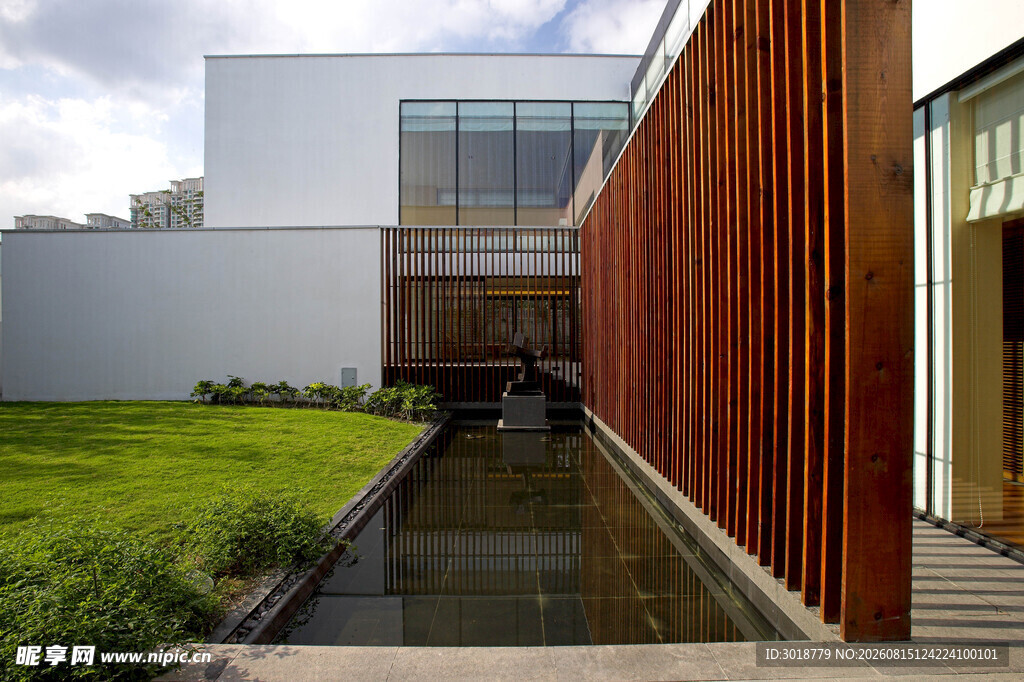现代庭院水景与建筑景观