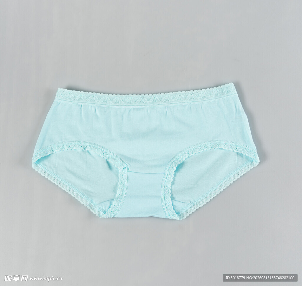 浅蓝色女士内裤展示