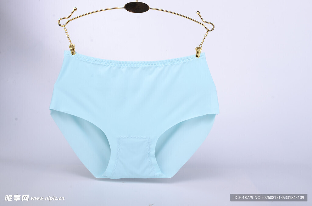 浅蓝色女士内裤展示