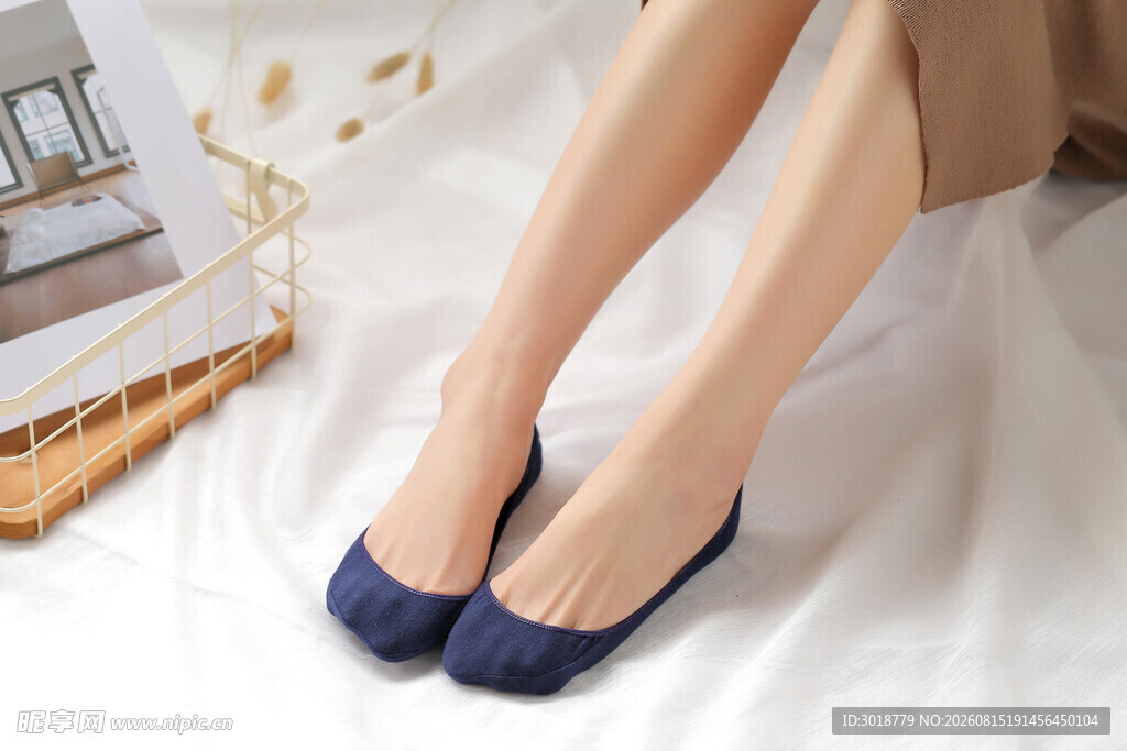 女士优雅平底鞋展示