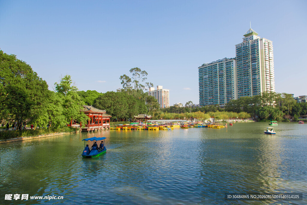 福州西湖湖面游乐
