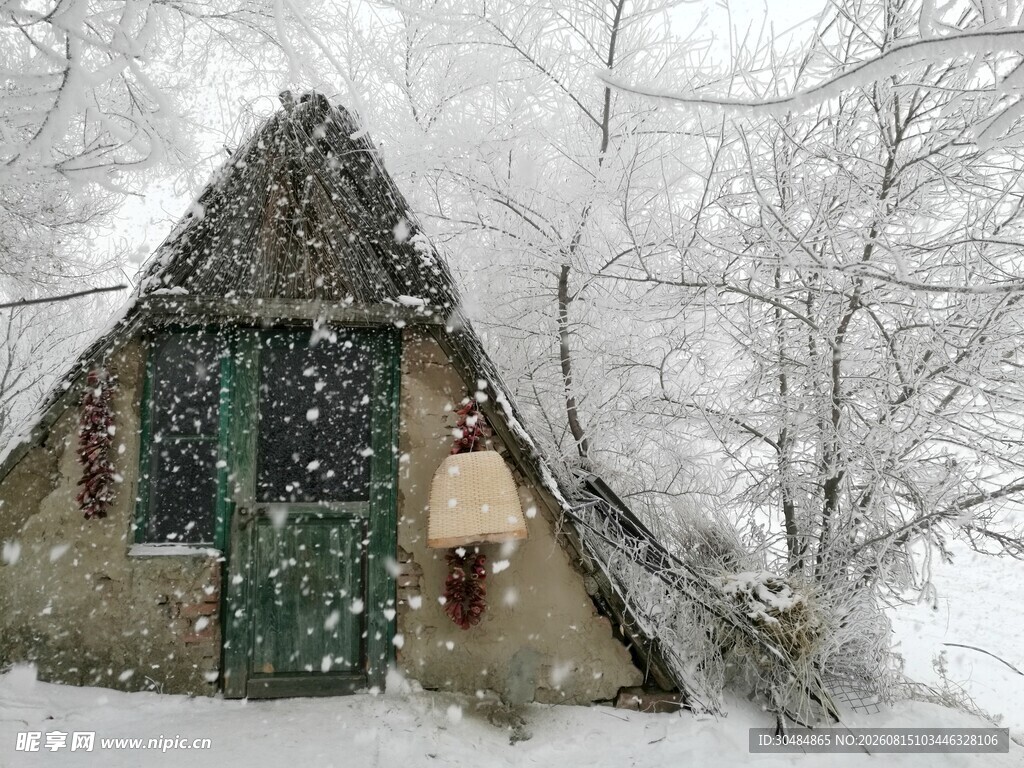 吉林雾凇岛柴门风雪