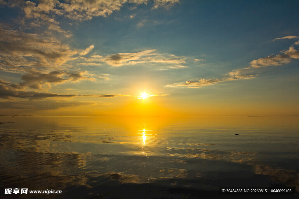 海上日出美景