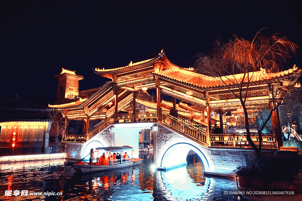 台儿庄景区夜景 