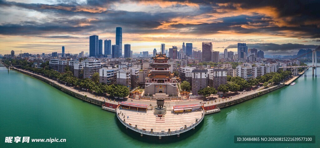 广西柳州西来古寺全景风光