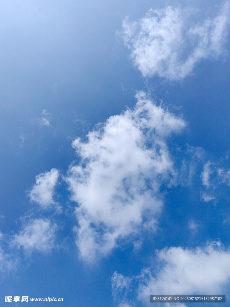 蓝天白云