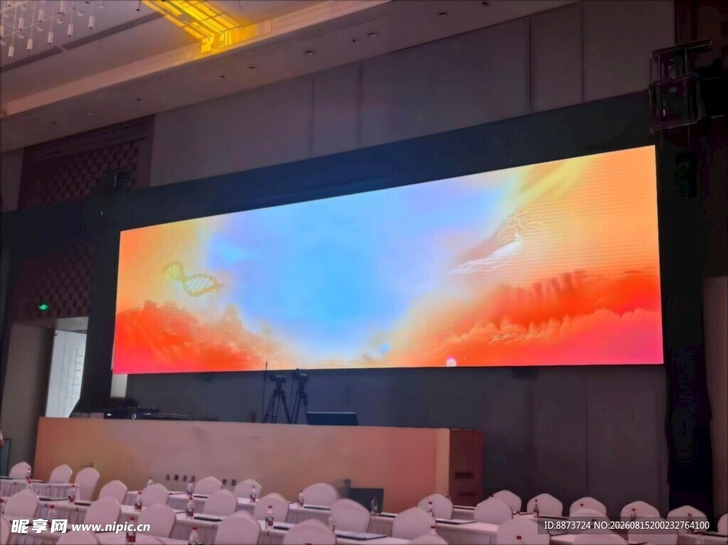大屏展示多彩画面   欧思文化