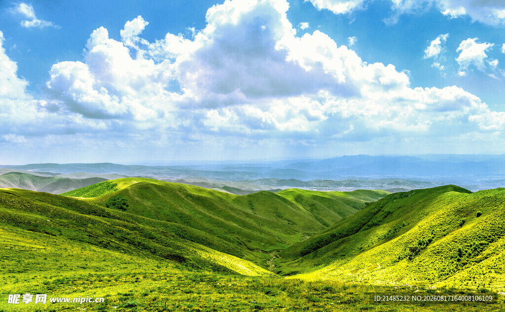 蓝天白云美景