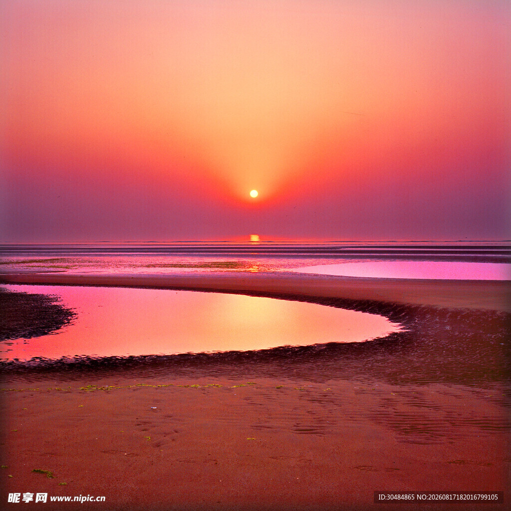 海边绝美日落景色
