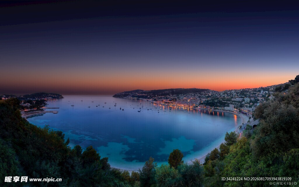 海滨夜景全景风光