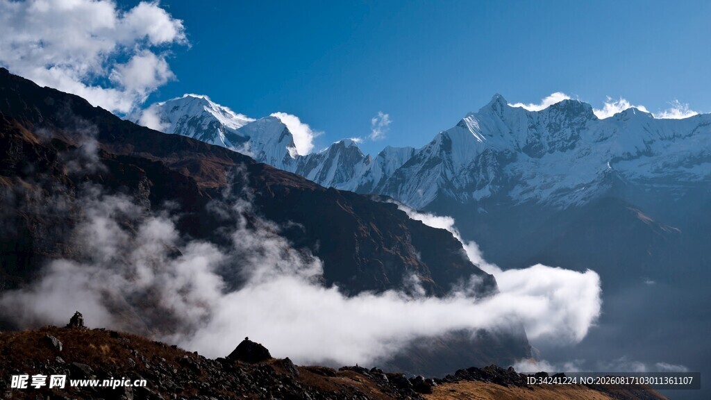 高山云海壮丽美景