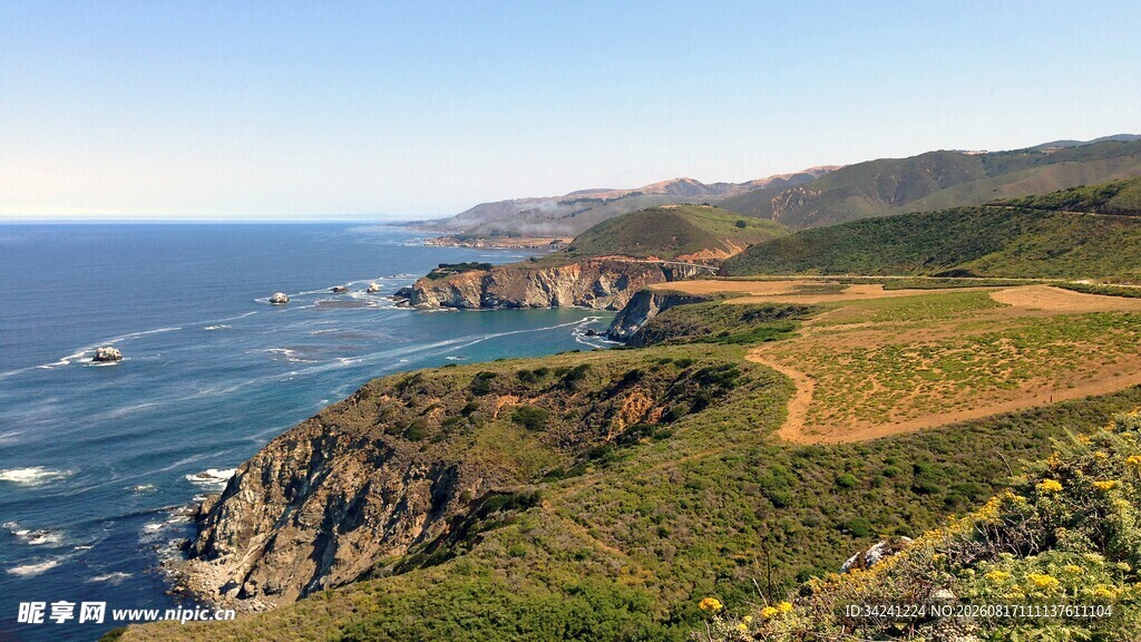 海岸风光山海相依美景