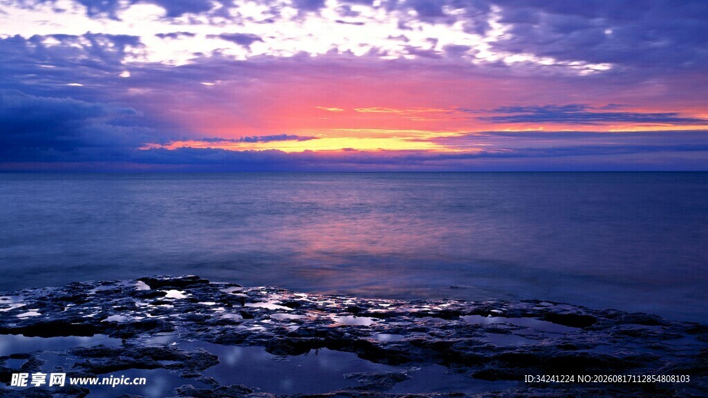 海边绚丽日落美景