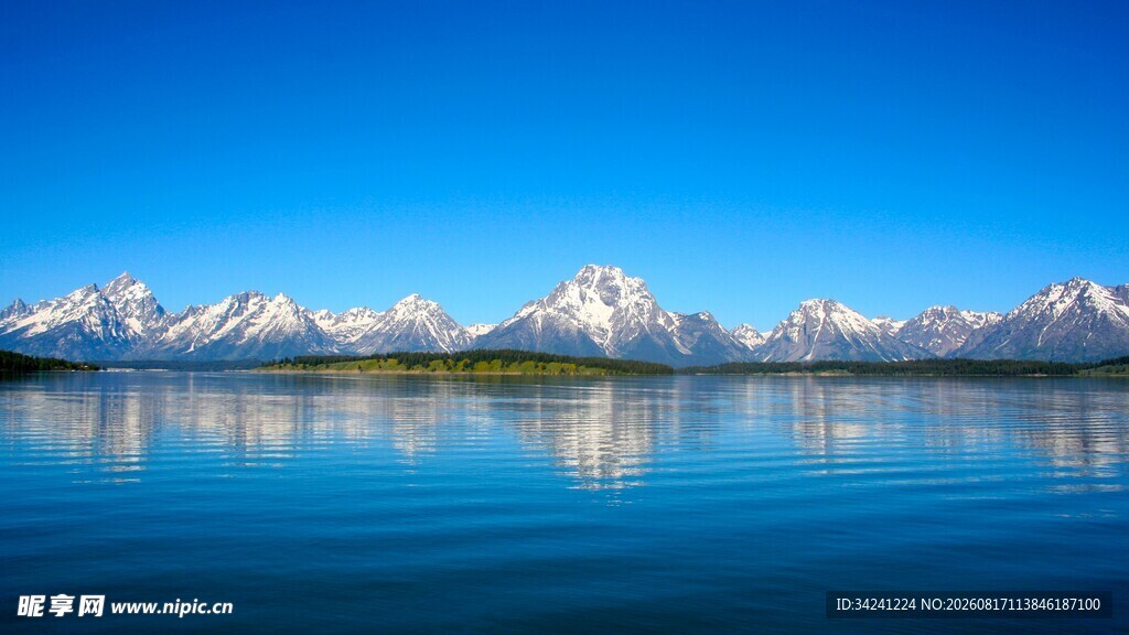 壮丽山水湖景