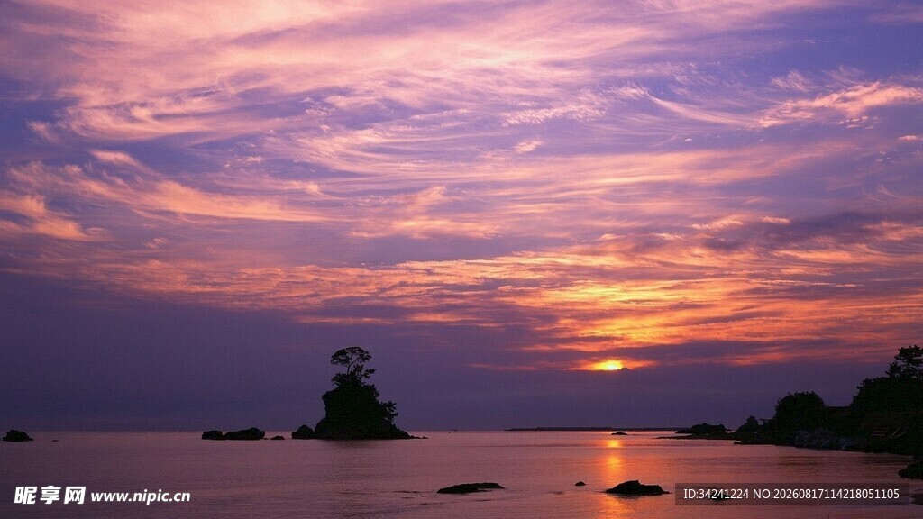 海上绝美日落景观
