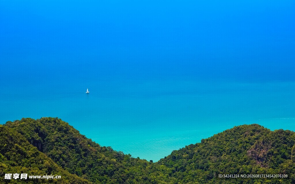 碧海青山间的绝美海景