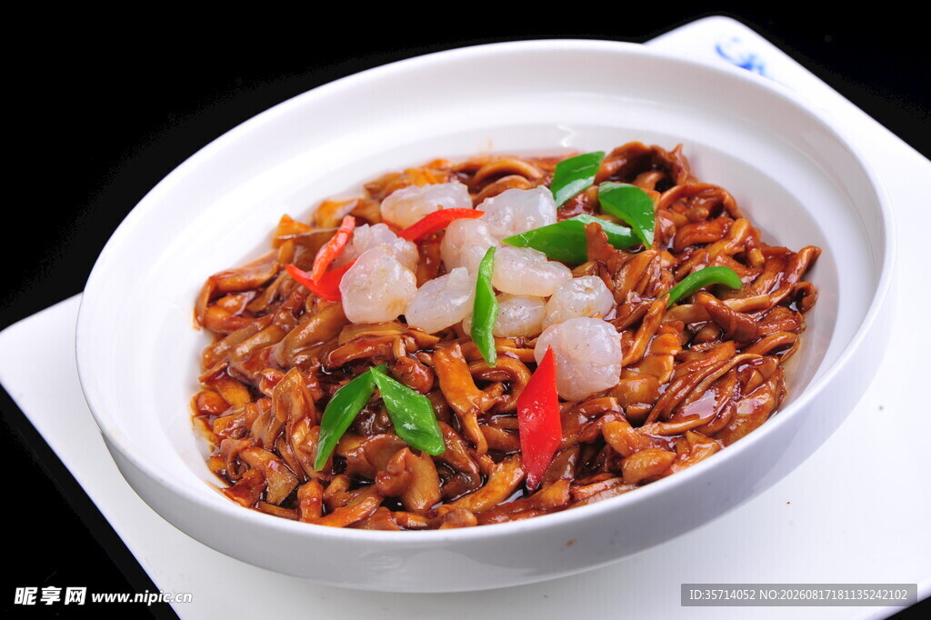美味肉丝盖饭鲜香诱人