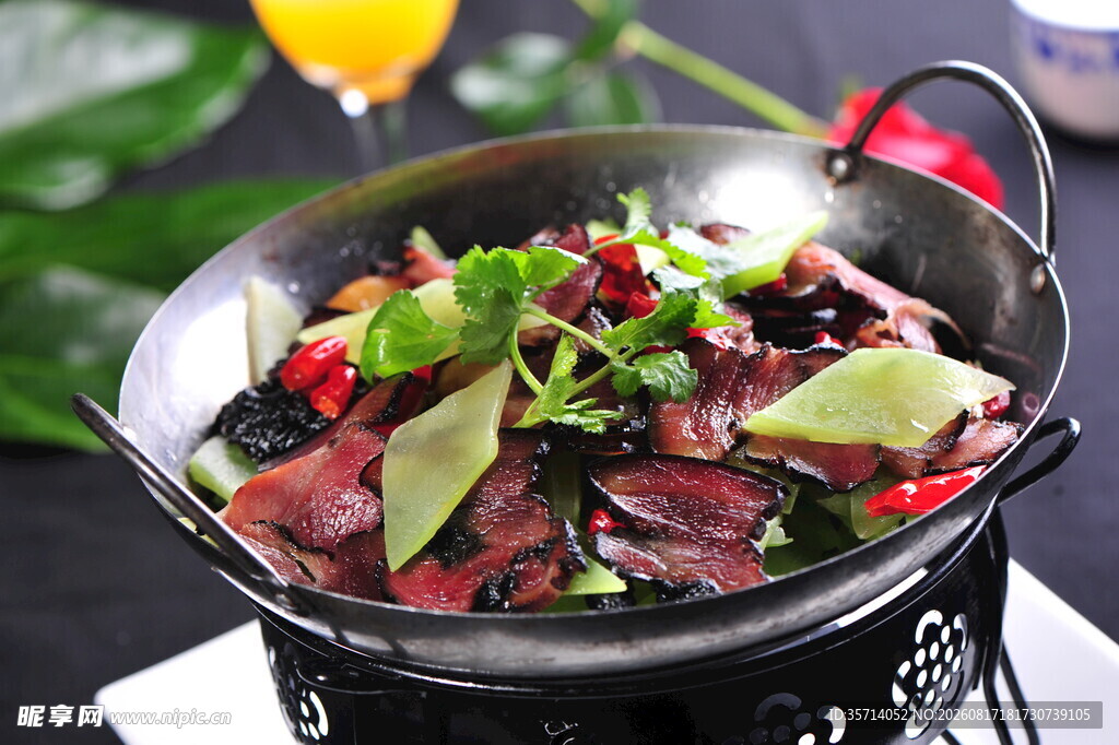 美味干锅腊肉