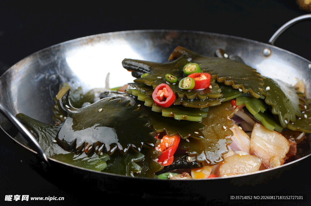 锅中美味海带炖菜