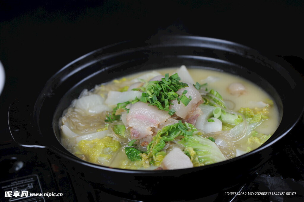 砂锅白菜炖肉