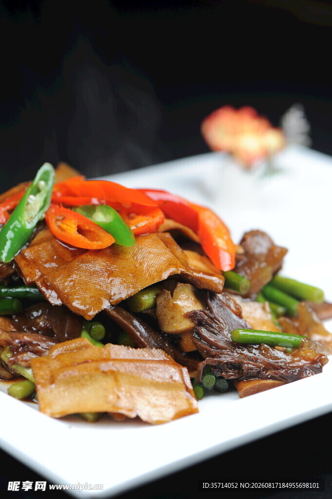 美味炒豆腐干  色彩诱人