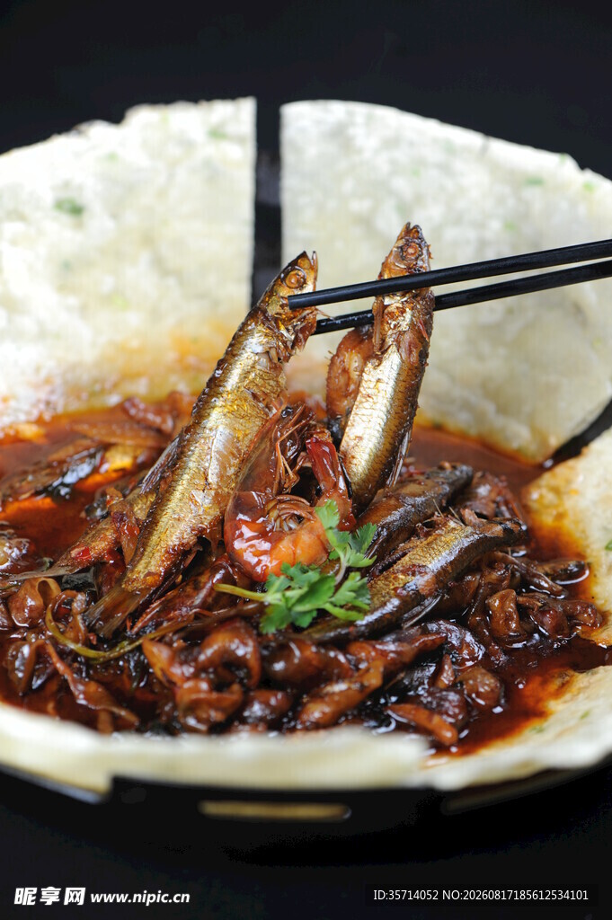 杂鱼锅贴