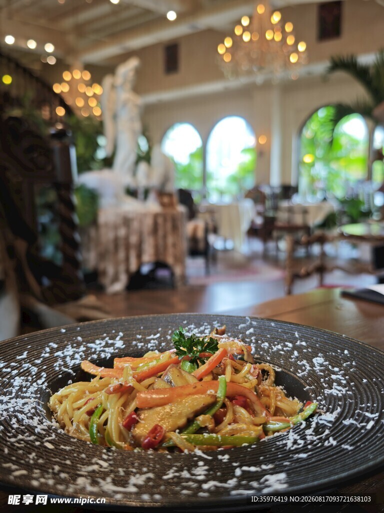 餐厅中的美味意面