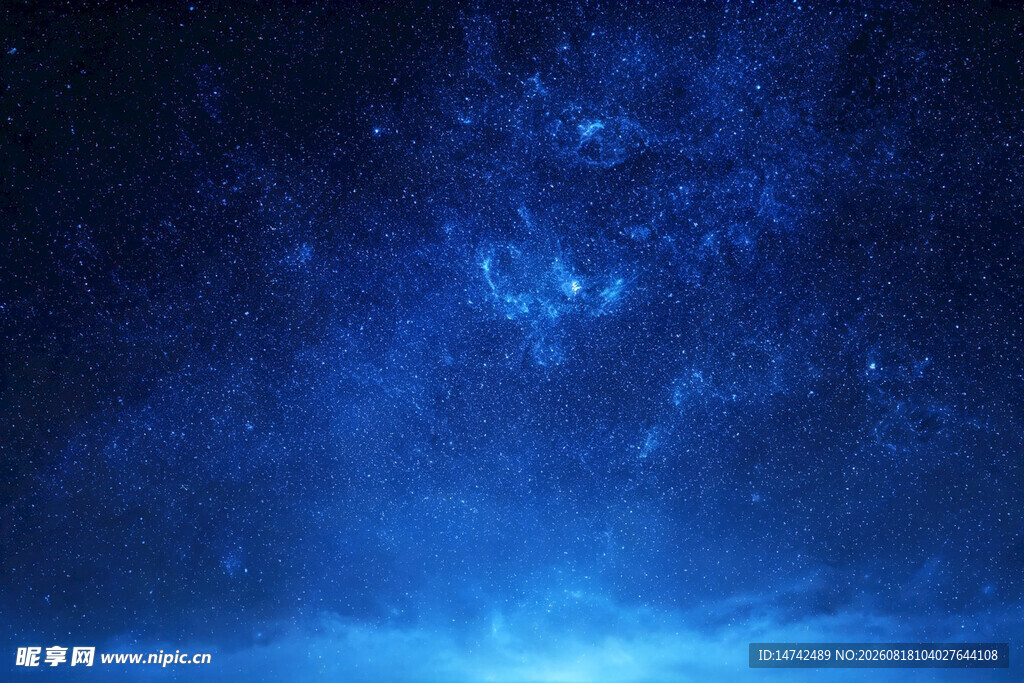 梦幻蓝色星空夜景