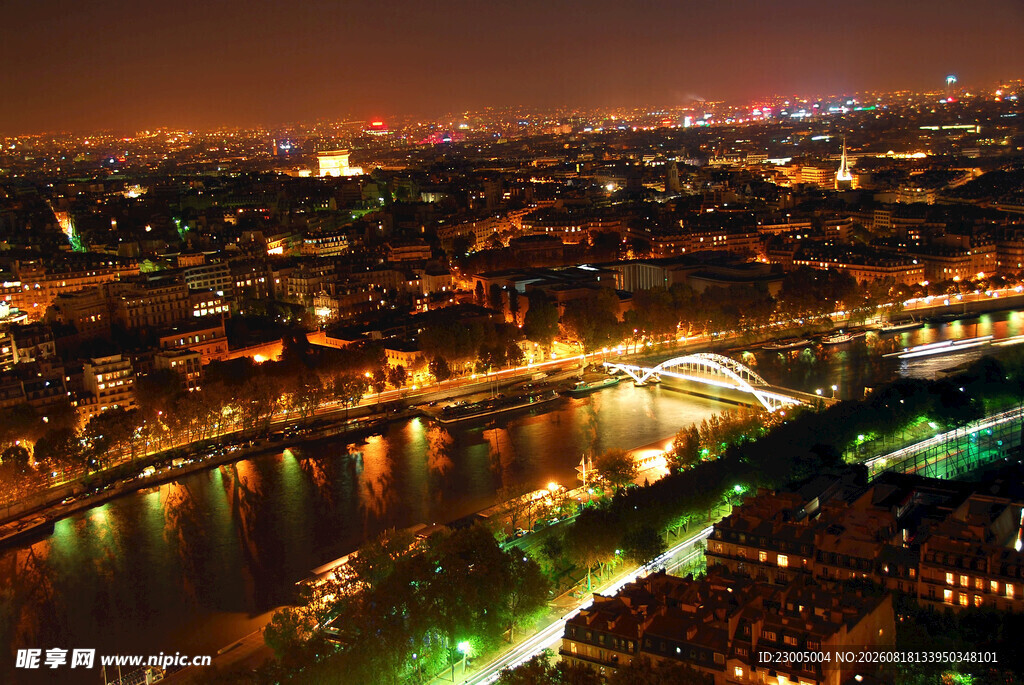 城市璀璨夜景俯瞰图