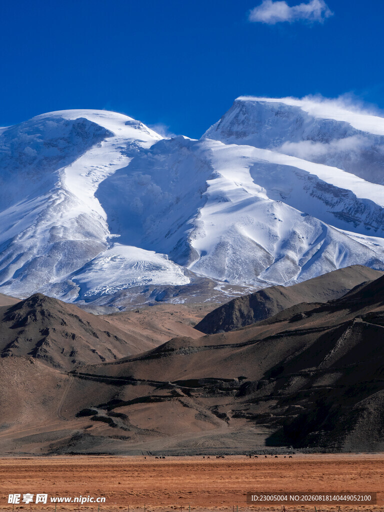 壮丽雪山风景